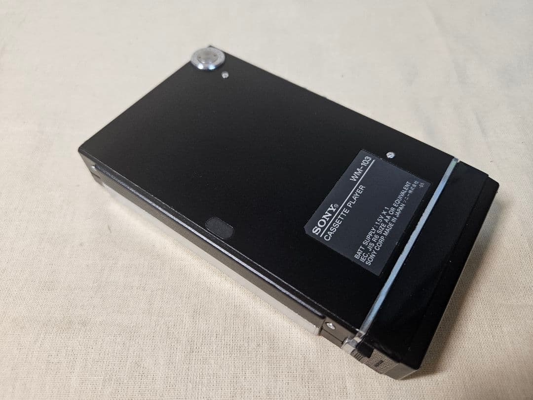 整備済み動作品　WM-103 カセットウォークマン　ポータブルプレイヤー