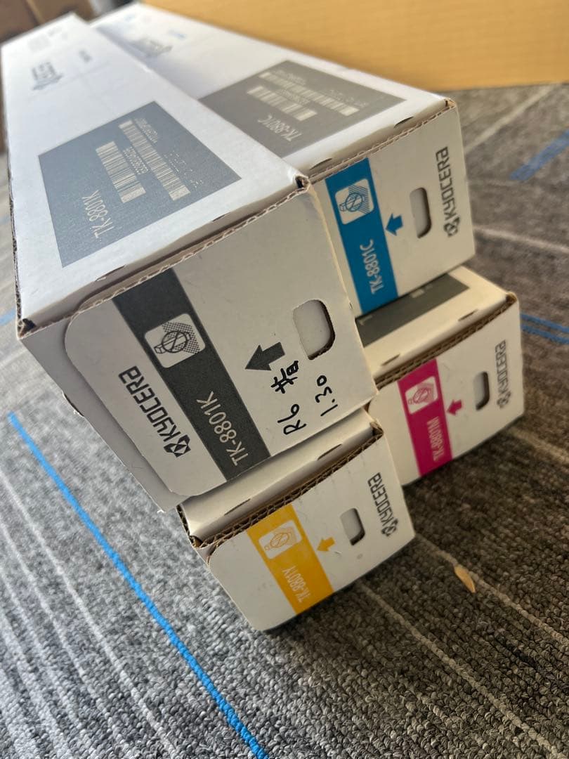 落書き※純正未使用4色⭐️トナーカートリッジ ★京セラTK8801