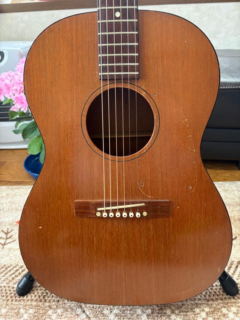 Gibson LG-0 おそらく1962年製
