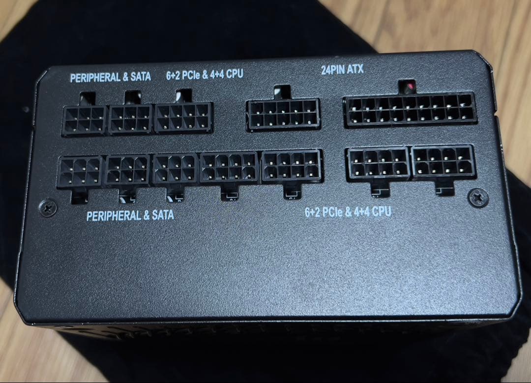 CORSAIR RM850x 850W 電源ユニット