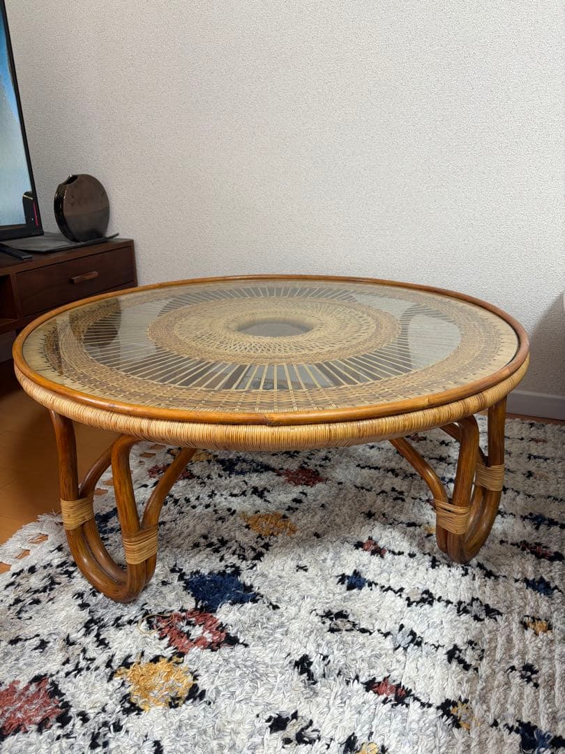 ラタン円形テーブル
