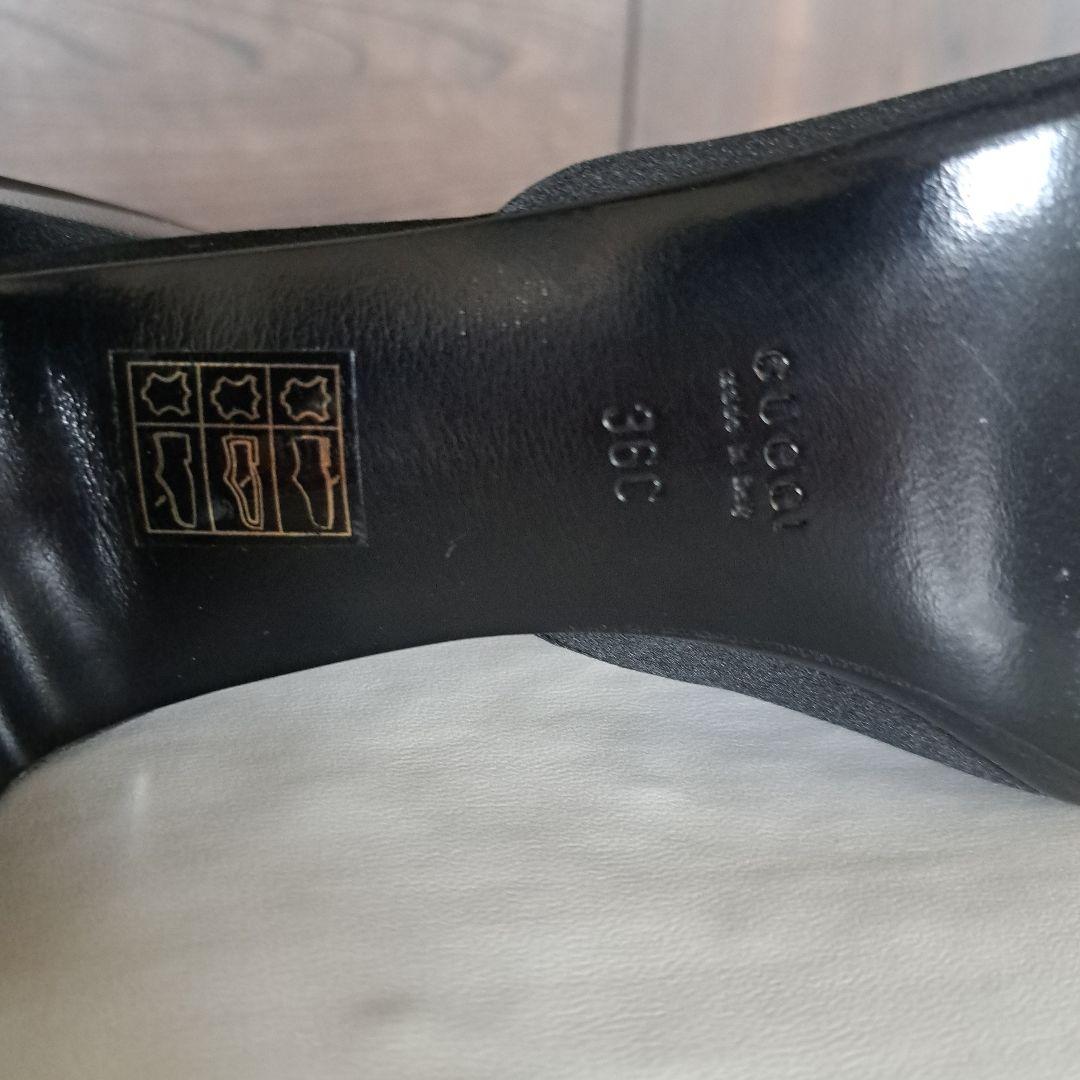 GUCCI ブラック ミュール サンダル