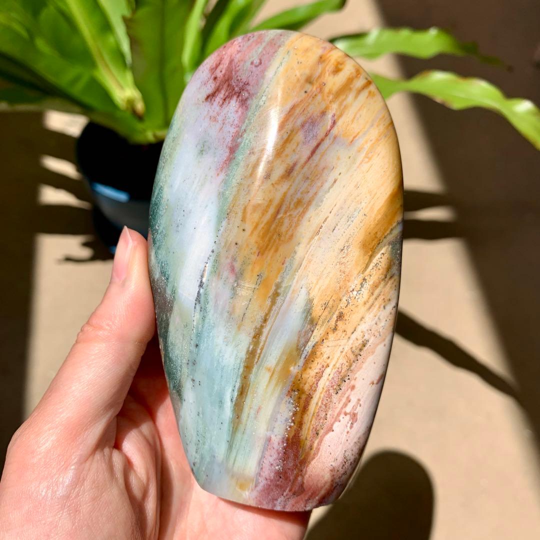 オーシャンジャスパー　フリーフォーム置物　虹色　マダガスカル産　天然石