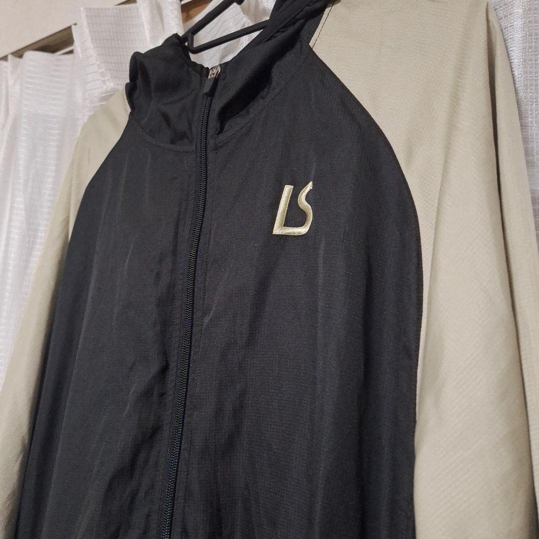 LUZeSOMBRA　ルースイソンブラ　サッカーフード付きピステ
