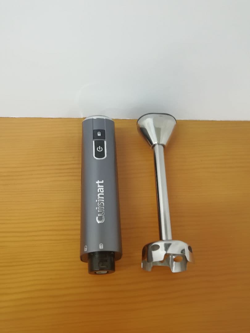 No.258 クイジナートコードレス 充電式ハンドブレンダーRHB-100J