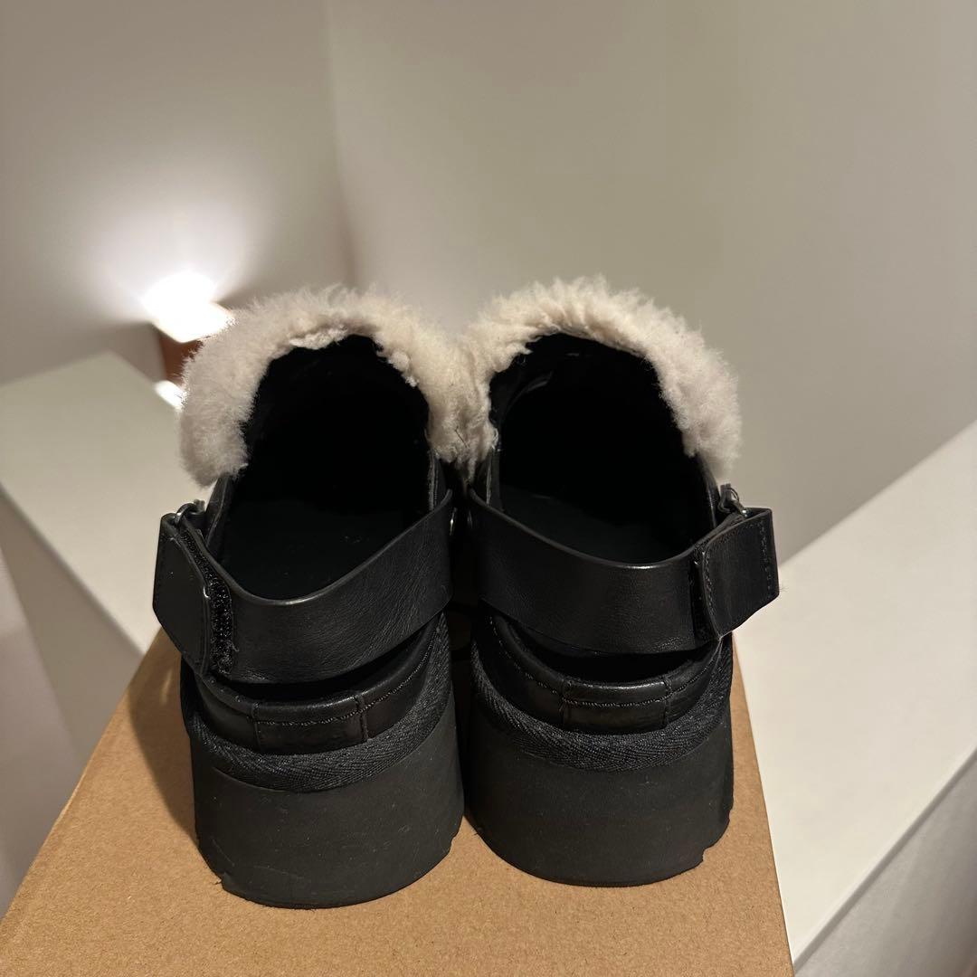 UGGエスミーレザークロッグ24cm