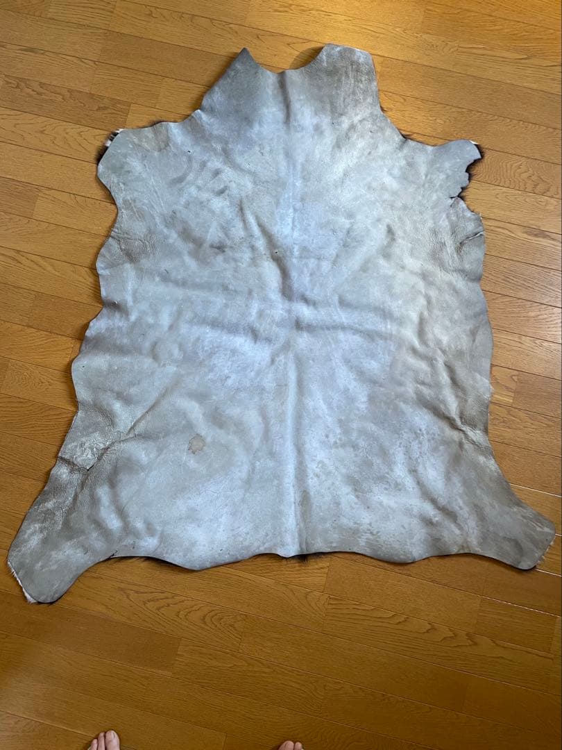 牛革ラグ ハラコラグブラウンホワイト 110cm x 107cm