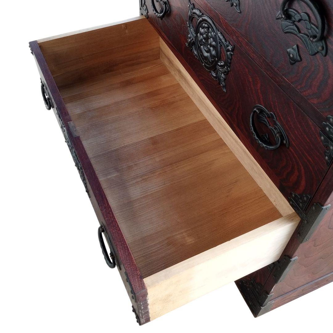 岩谷堂箪笥　南部鉄器　欅　漆塗り　チェスト　伝統工芸　整理箪笥　6段