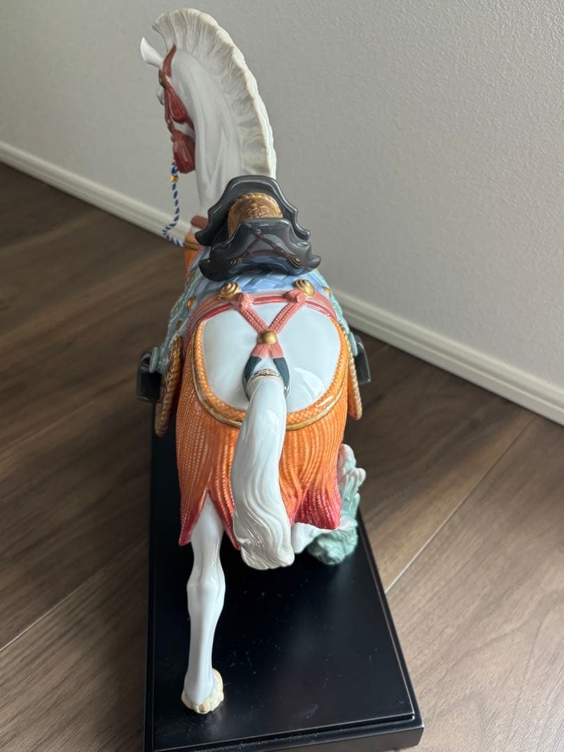 リヤドロ　希望の白馬　証明書有