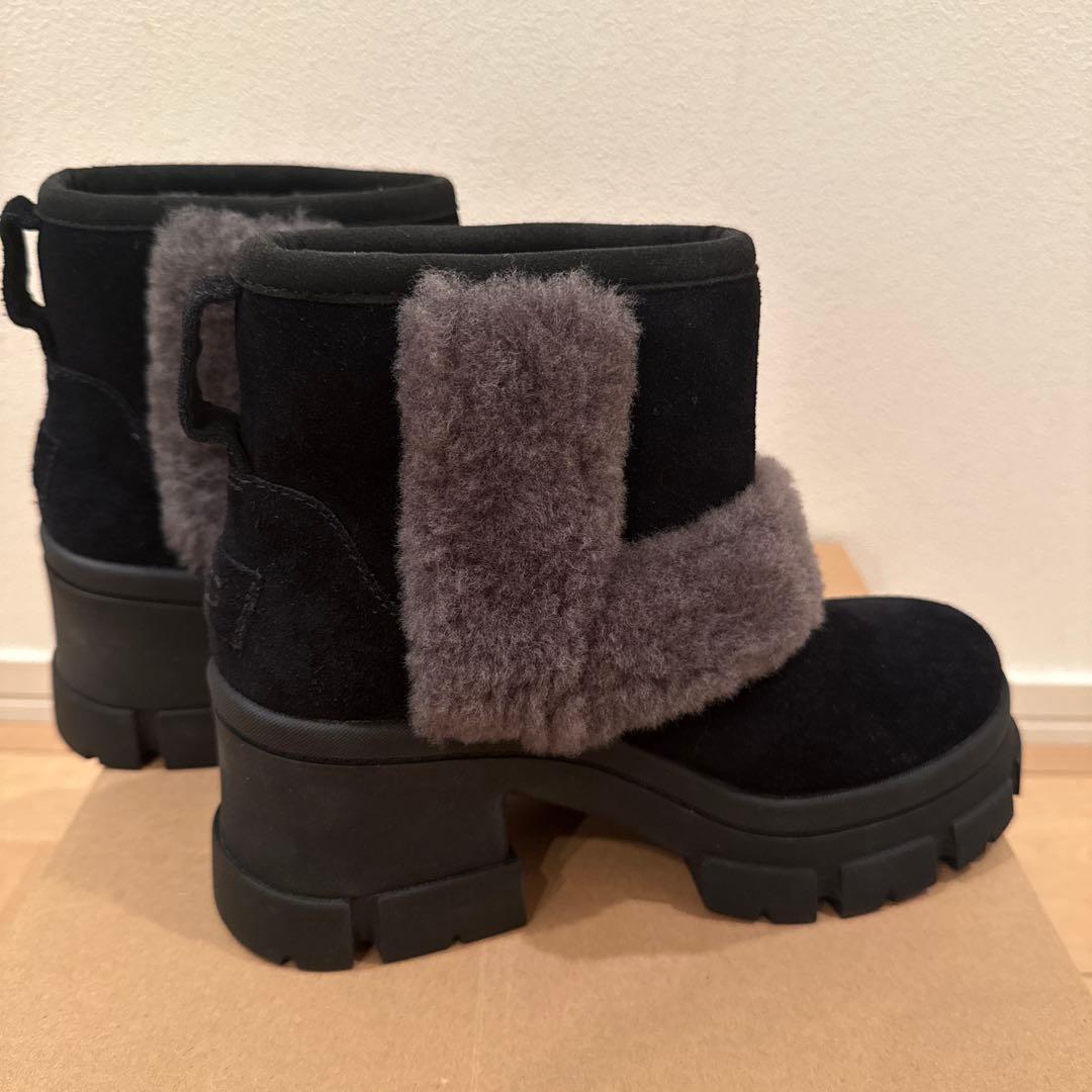 【未使用品】UGG BROOKLYN SUNBURST ブルックリンサンバースト
