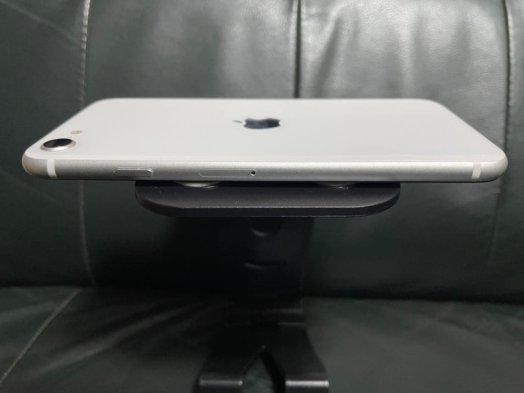 【新品バッテリー】iPhone SE2 128GB ホワイトSIMフリー