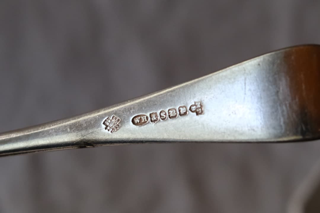 イギリスアンティーク｜ウィリアム・ハットンのディナーフォーク（4本セット）