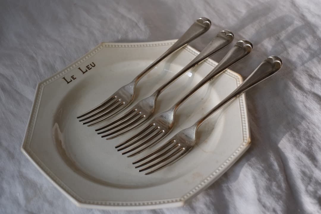 イギリスアンティーク｜ウィリアム・ハットンのディナーフォーク（4本セット）