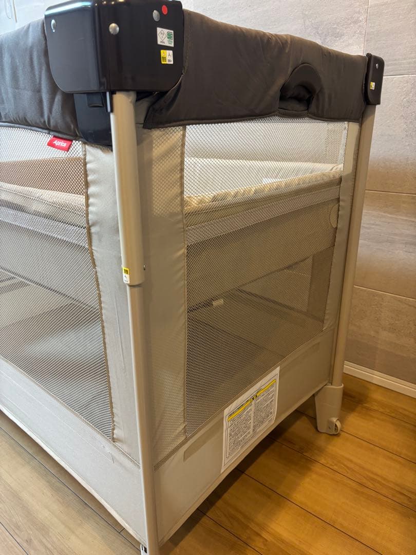 【美品】Apricaベビーベッド ココネルエアー ココア