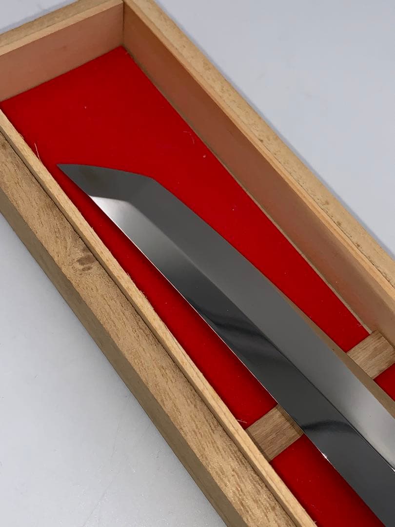 新品　池田辰夫「堺一文字忠國 本焼 柳刃包丁（無銘・鏡面仕上げ）