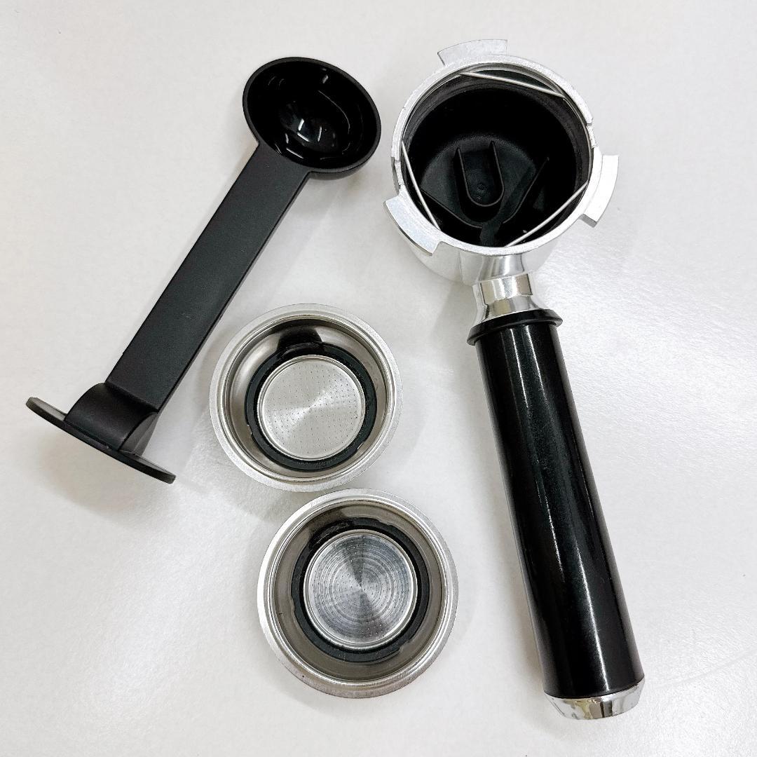 【美品】DeLonghi デロンギ デディカ エスプレッソ EC680M