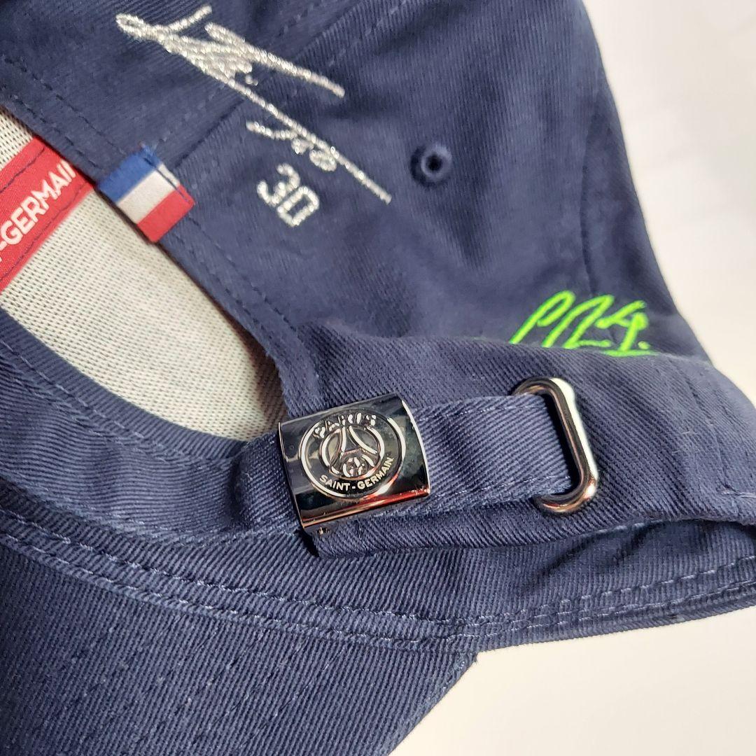 パリサンジェルマン　サッカー　【新品】　キャップ　現地刺繍　5人のサイン入り