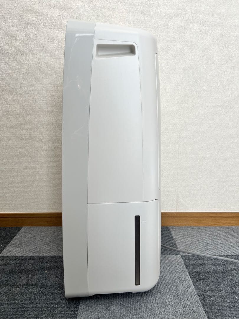 美品　SHARP CV-J120-W 2020年製　空気清浄機