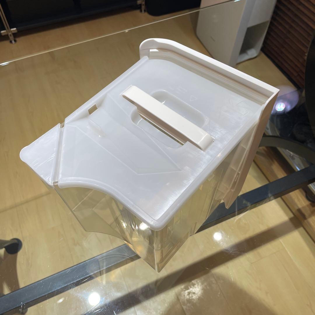 SHARP 除湿機衣類乾燥 18L プラズマクラスター7000 CV-L180W