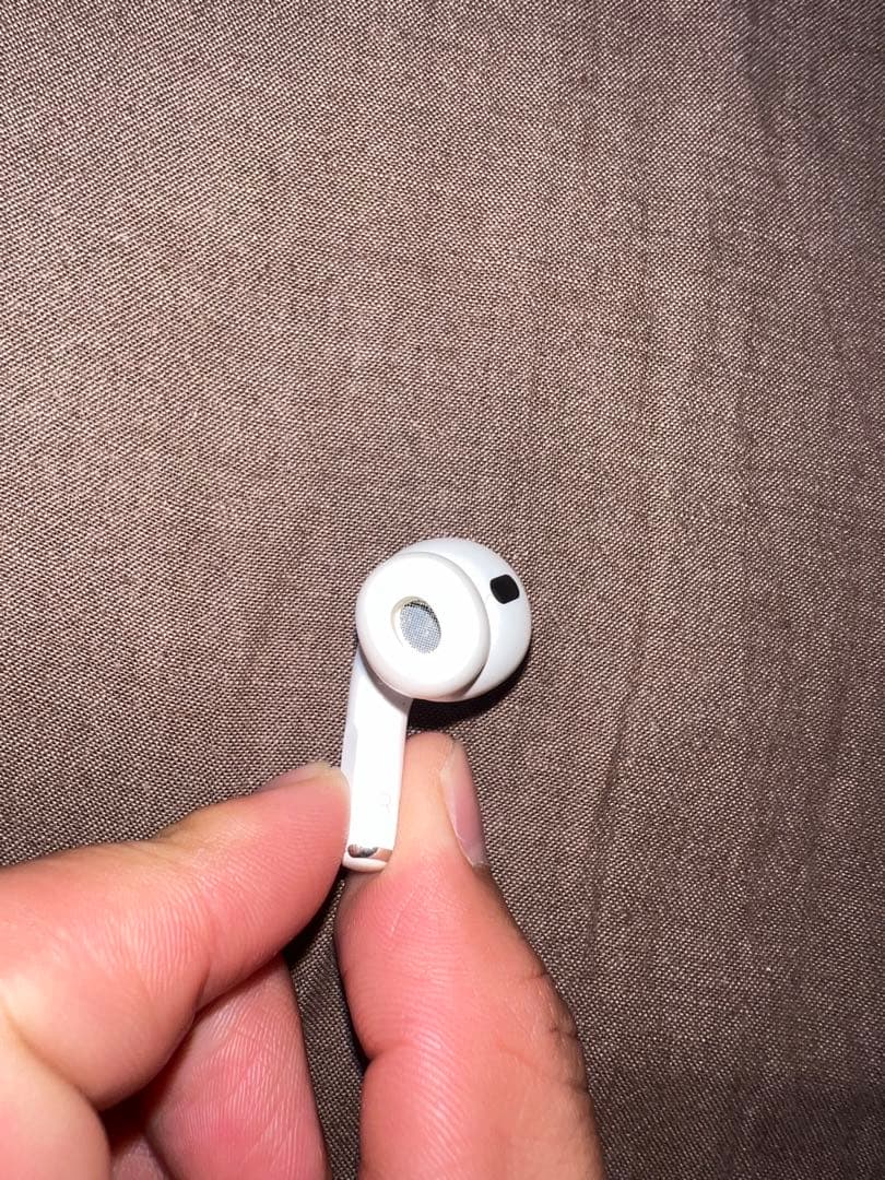 【正規品・箱付】AirPods Pro 第2世代 イヤホン両耳のみ