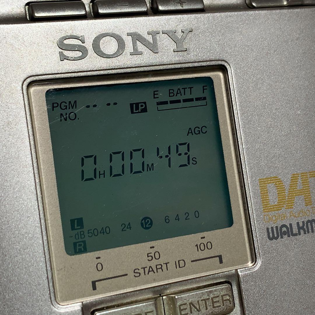 希少　SONY TCD-D100 ソニー　DATウォークマン
