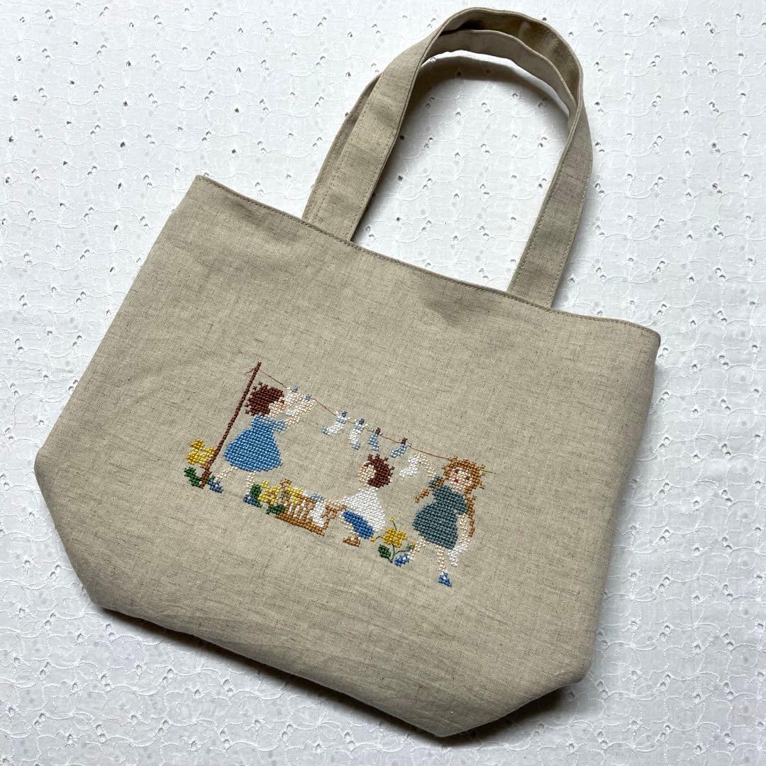 クロスステッチ 完成品 トートバッグ サモイロフ くらはしれい オーダー72