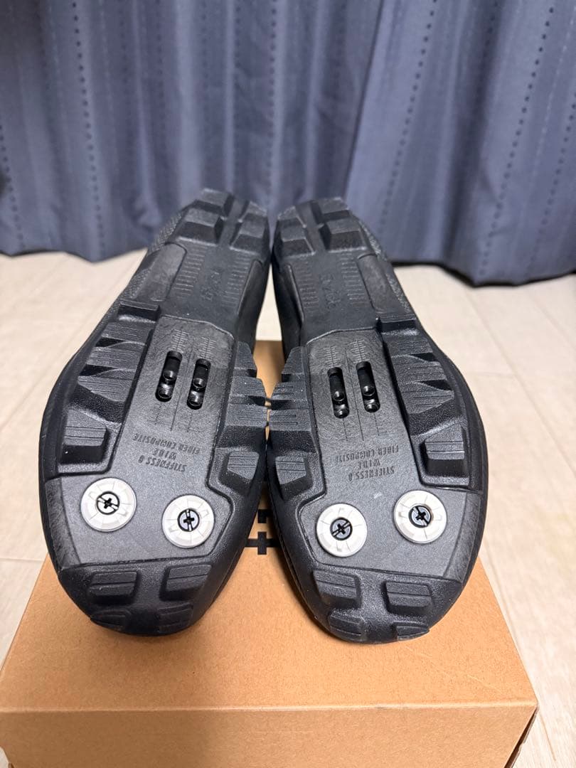 ウェア Fizik VENTO PROXY wide BLACK EU42