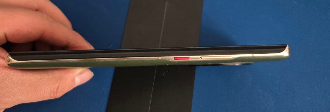 HUAWEI Mate 40 Pro 本体 グリーン/ ヴィーガンレザー