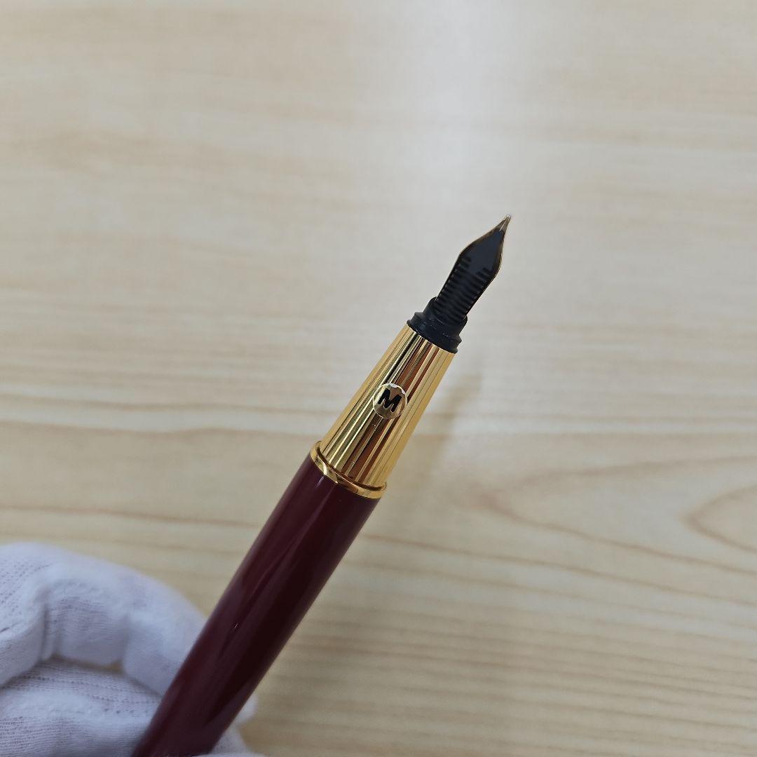 Pasha de Cartier パシャ ドゥ カルティエ　万年筆 箱付き