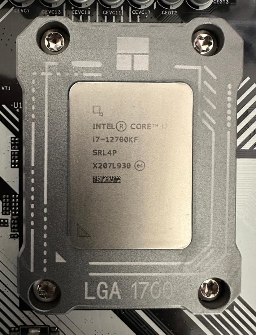 Intel Corei7-12700KF【マザボメモリグラボSSDセット】