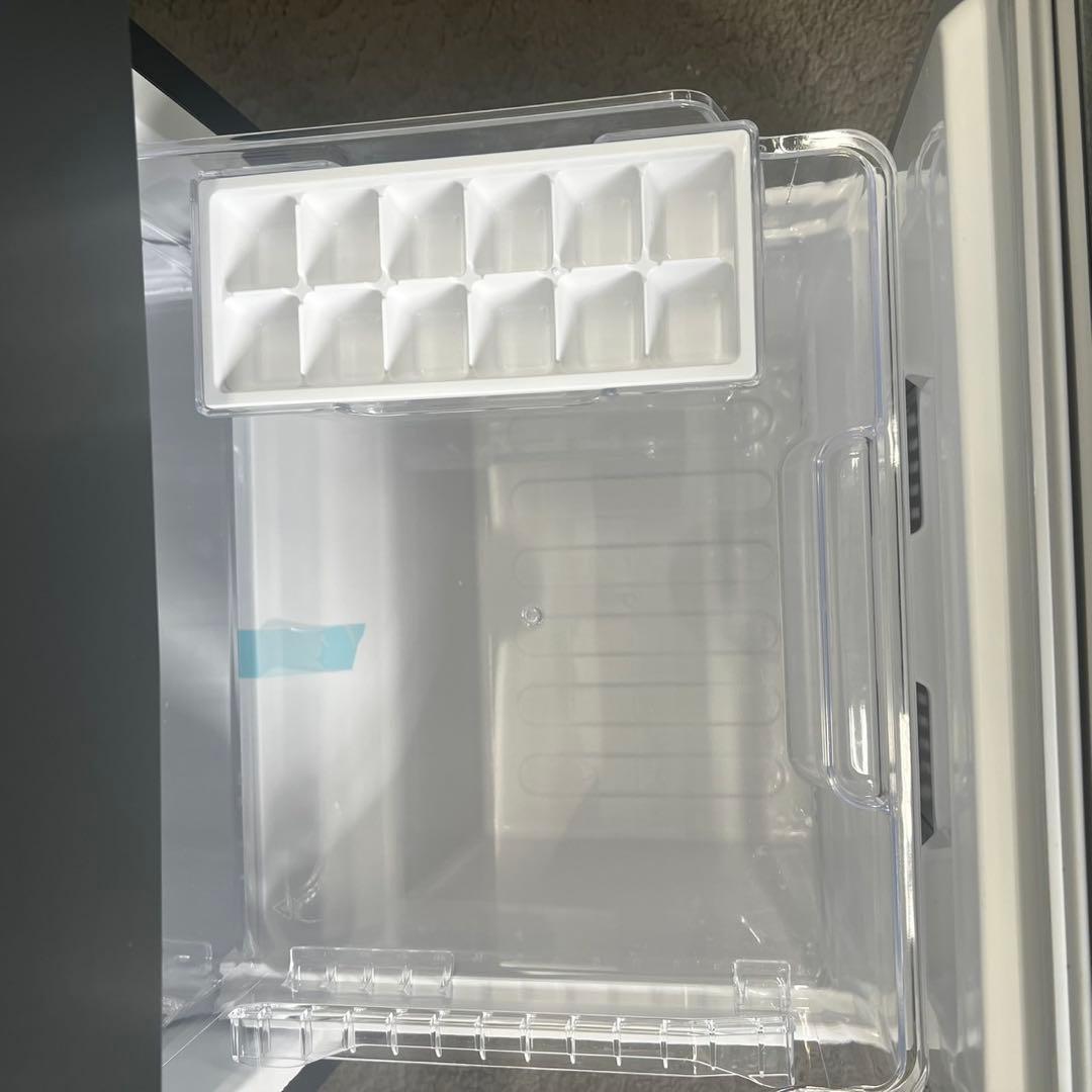 117⭕️冷蔵庫　シャープ　一人暮らし　24年　小型　安い　設置無料