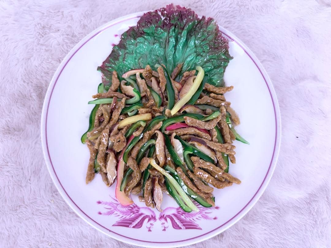 青椒肉絲（チンジャオロース）食品サンプル リアル再現 中華料理ディスプレイ用