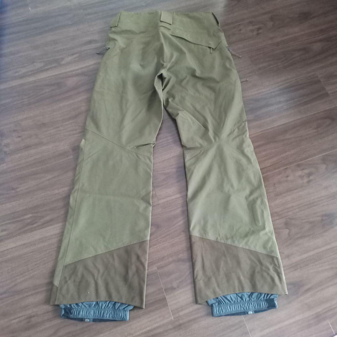 Patagonia スノーボードウェア オリーブ
