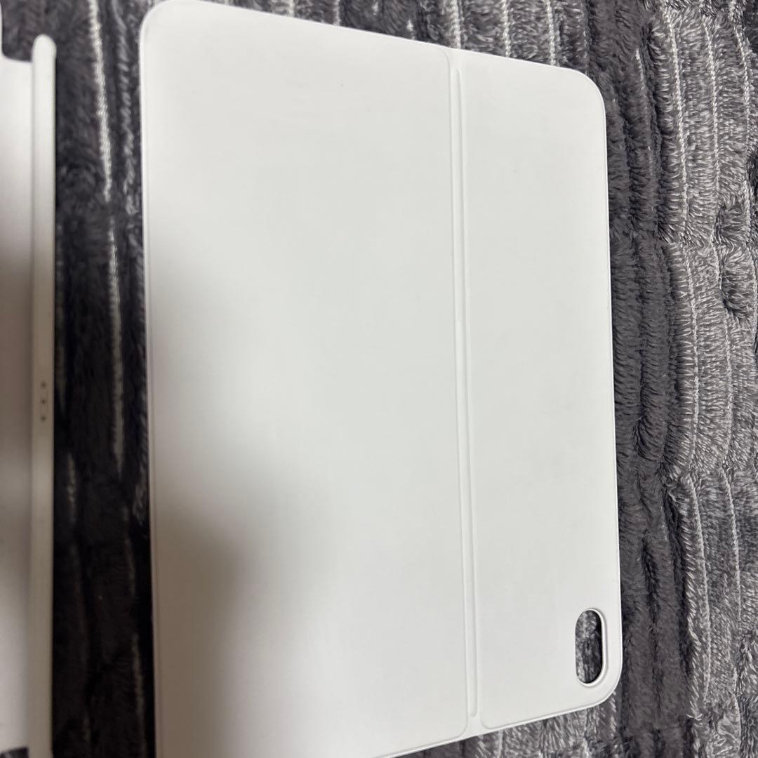 Apple iPad Magic Keyboard Folio （A16）