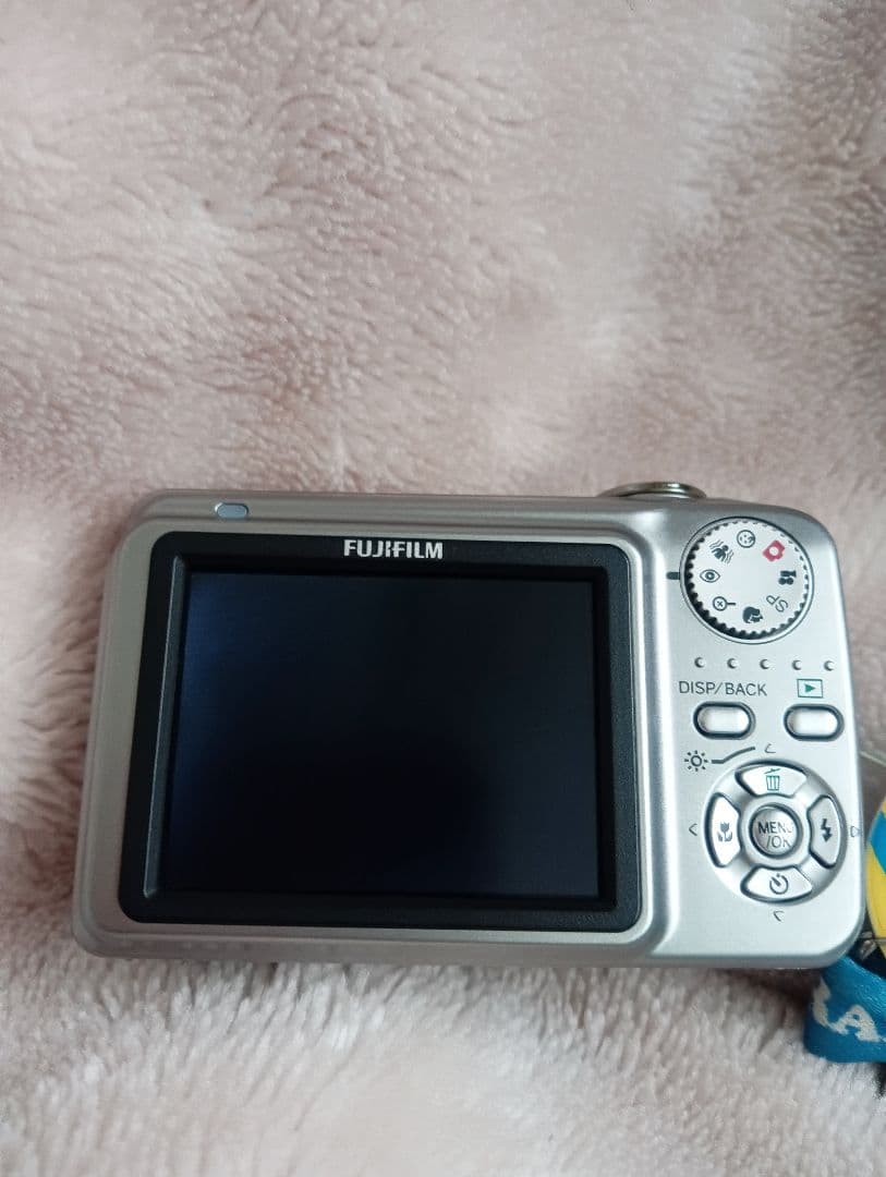 コンパクトカメラ