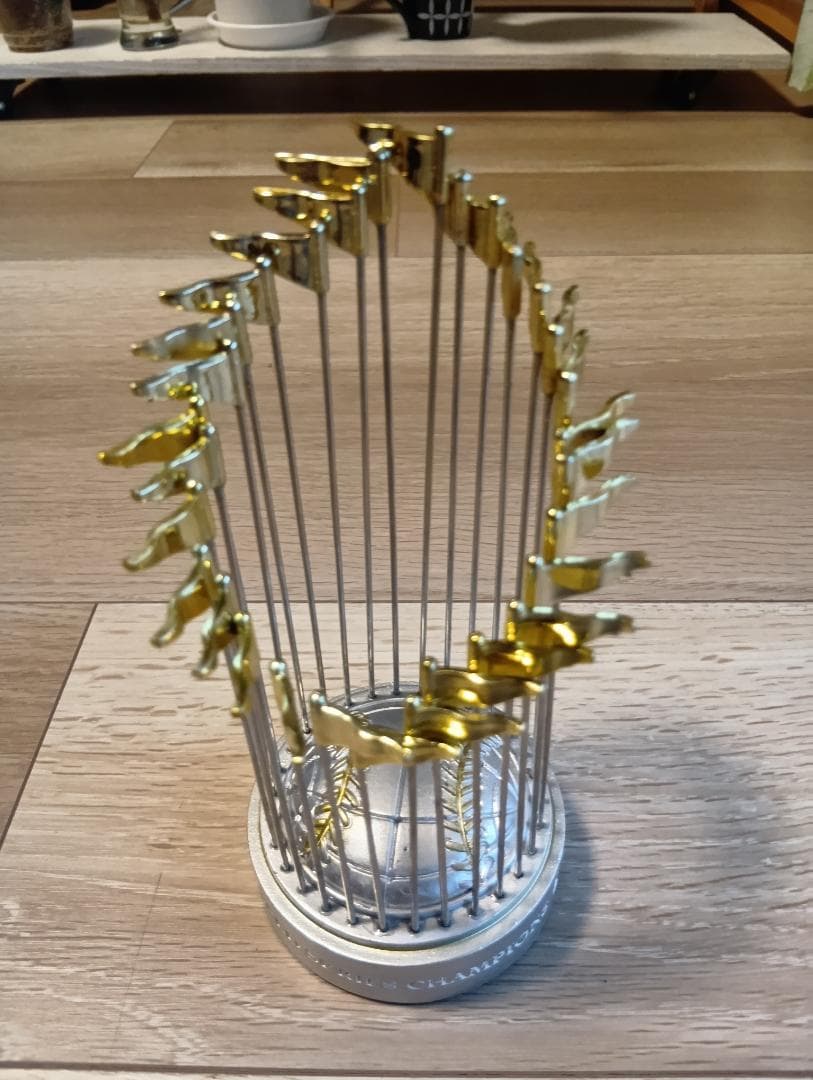 ドジャースチャンピオントロフィー