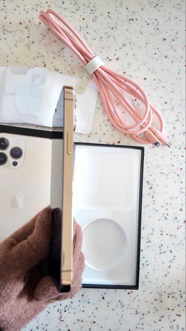 【最終価格Ankerコード付】iPhone 13ProMaxゴールド 256GB