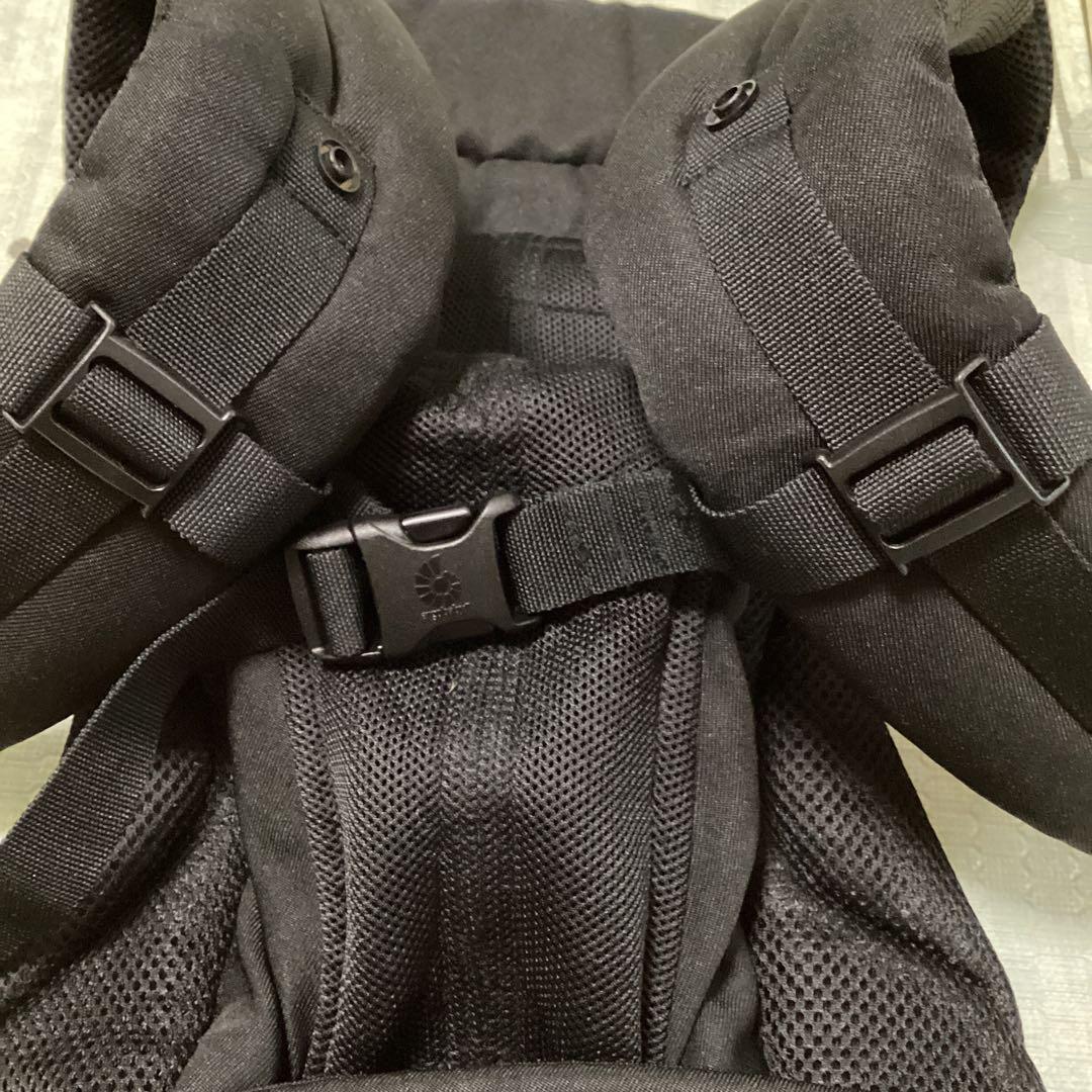 美品 エルゴ 抱っこ紐 オムニ360 クールエアー　ポーチ付　ブラック メッシュ