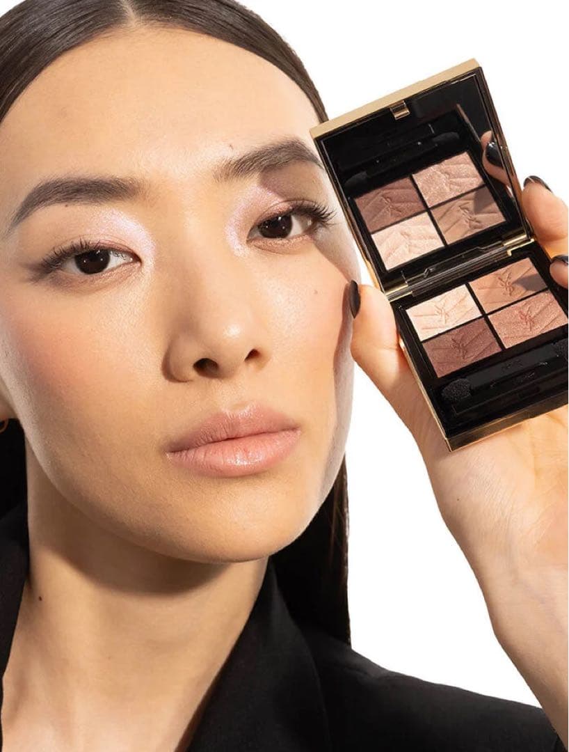 新品 025 YSLイブサンローラン クチュール ミニ クラッチ　ホリデー 限定