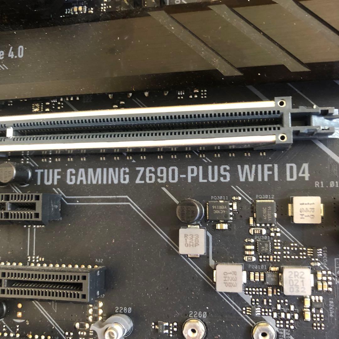 Z690 TUF GAMING Z690-PLUS WIFI D4 マザーボード