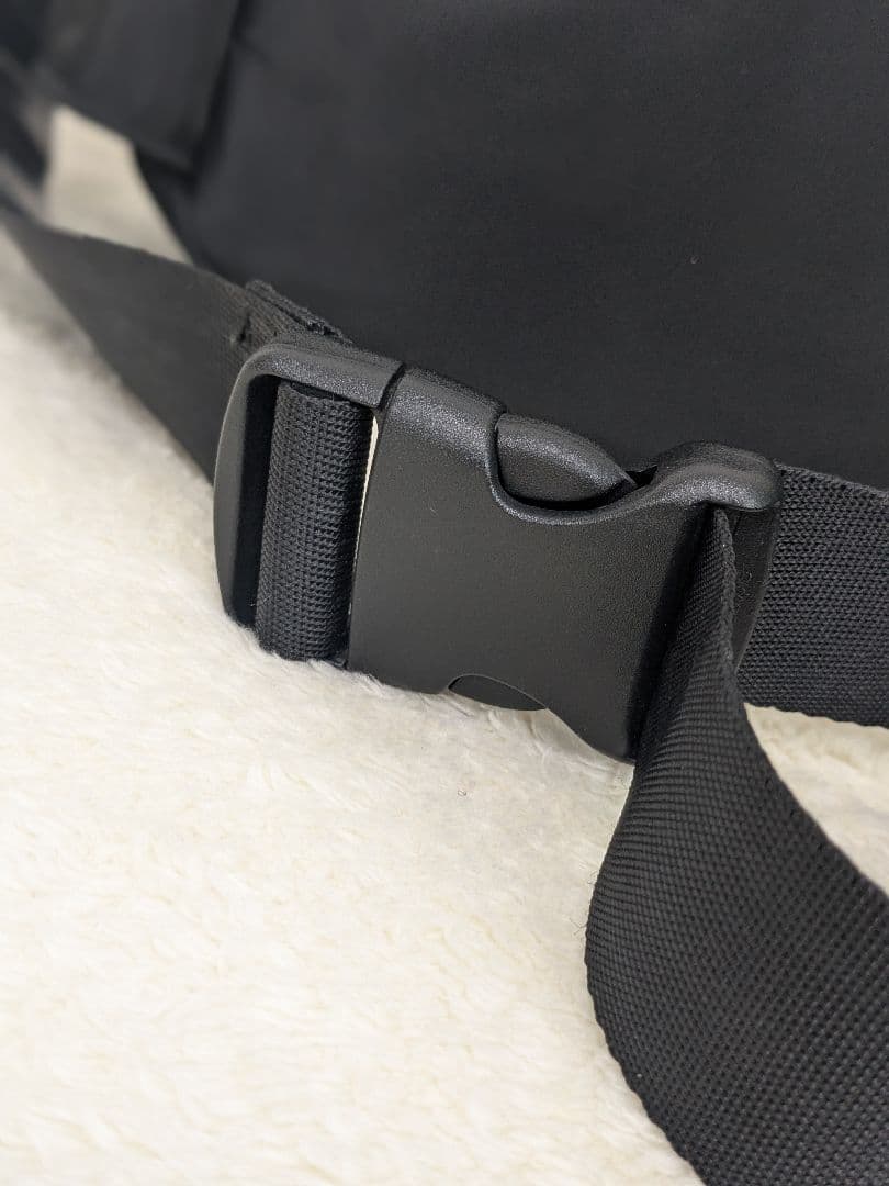 【未使用品】agnes b.VOYAGE　アニエスベー　ナイロン　レザー　黒