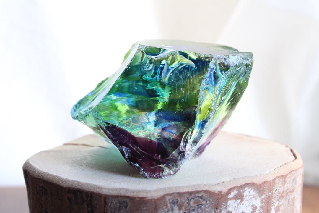 シエラネバダ産アンダラクリスタル　マルチカラー