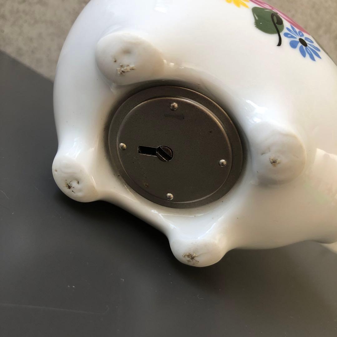 ピギーバンク　貯金箱