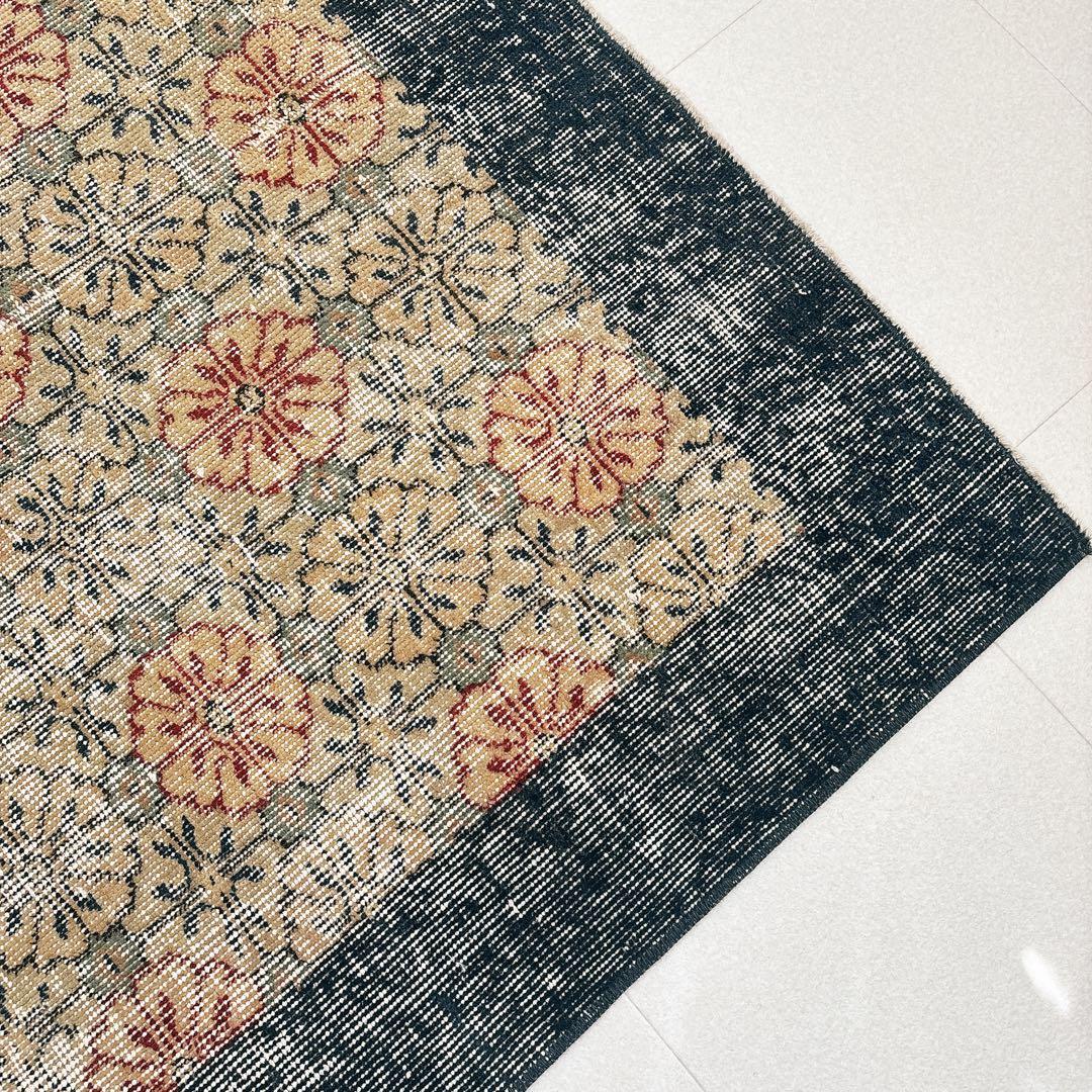 ハト 　トルコ　ヴィンテージラグ　ボタニカル　ネイビーフレーム