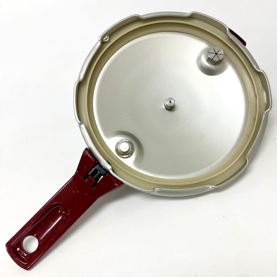 E248 未使用品 理研 圧力鍋 片手鍋 こなべちゃん 3L RM 1