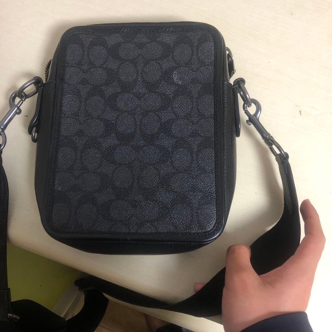 Coach ブラックレザー ショルダーバッグ