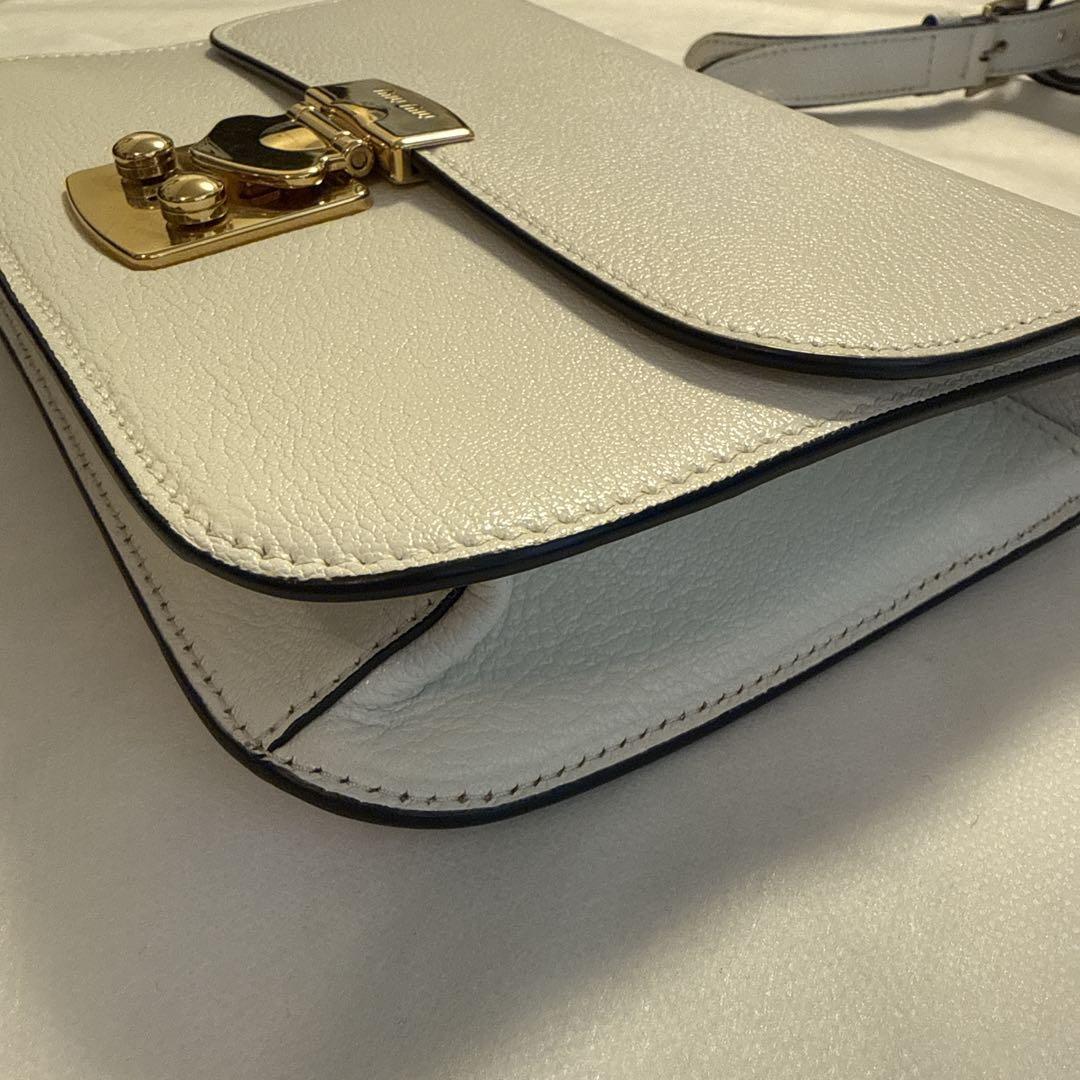 miu miu ショルダーバッグ