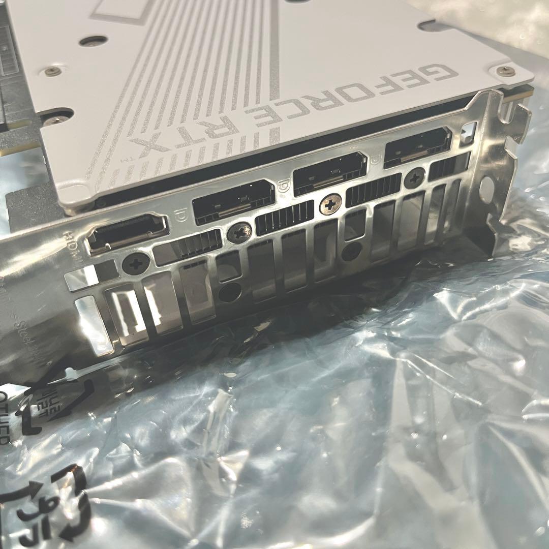 ASUS GeForce RTX 3060 Ti 8GB DUALホワイト