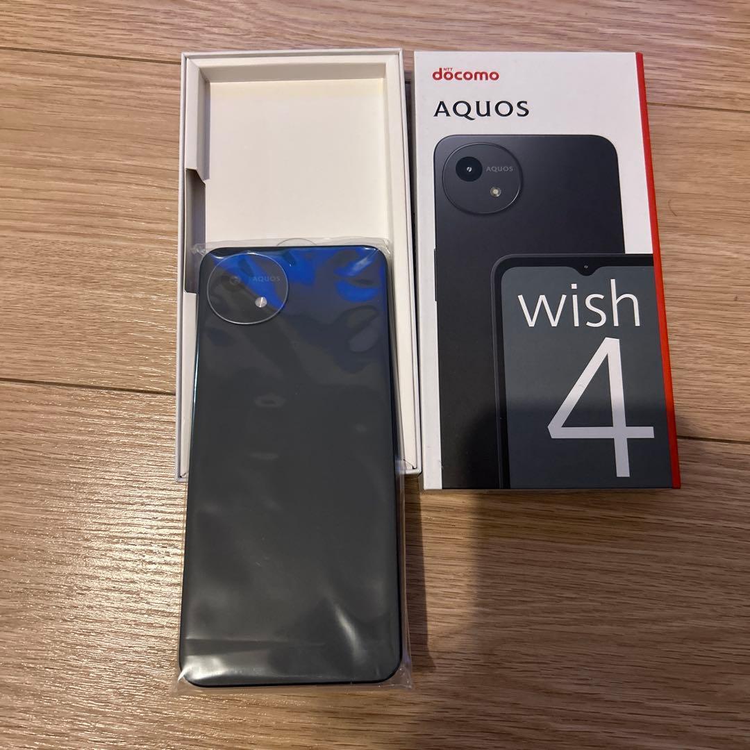 docomo AQUOS wish 4 本体 ブラック