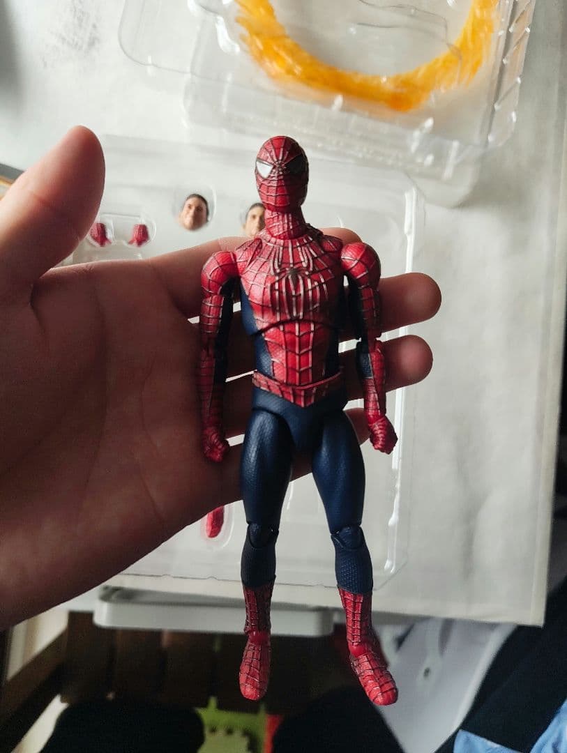 MAFEX フレンドリーネイバーフットスパイダーマン